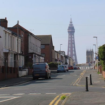 Blackpoolholidaylets Charles Street别墅 外观 照片